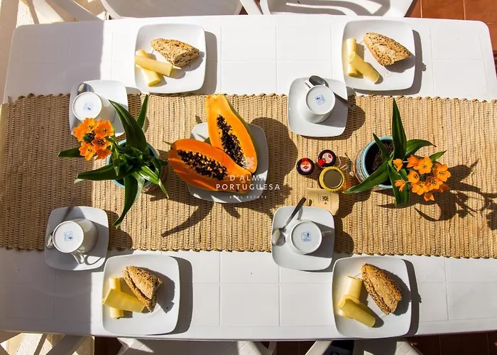 Aveiros Beach- D'alma Amado 阿尔布费拉