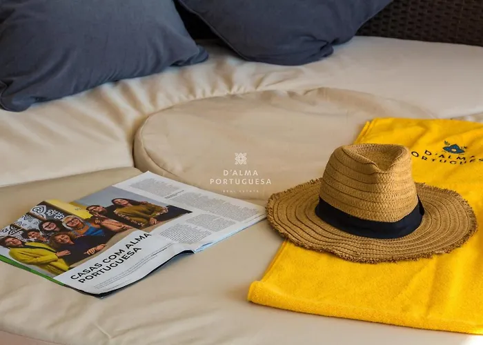 Aveiros Beach- D'alma Amado 阿尔布费拉