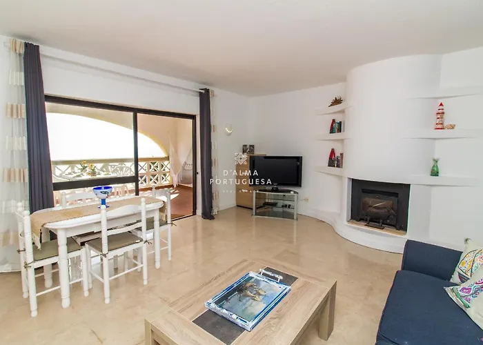 Aveiros Beach- D'alma Amado *