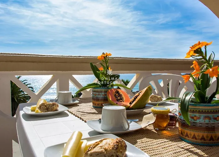 Aveiros Beach- D'alma Amado 公寓 *